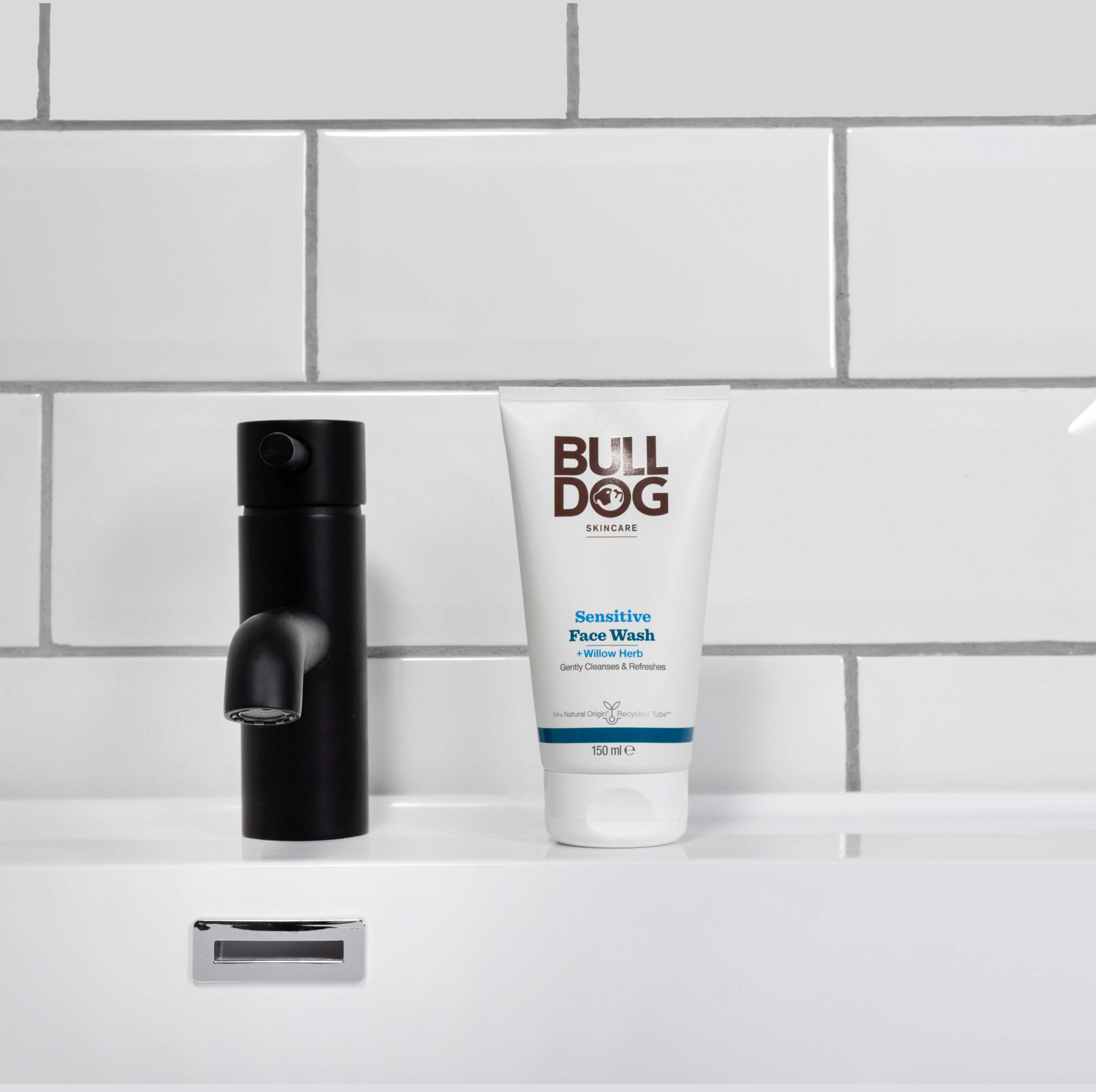 Bulldog Natural Grooming Sensitive Face Wash