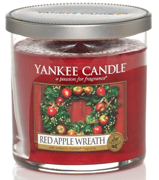Yankee Candle 7 Oz Tumbler Red Apple Wreath Small